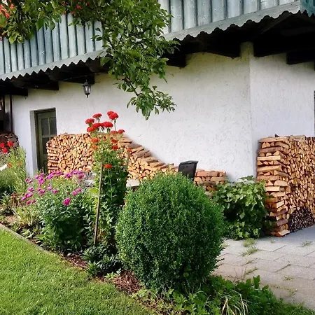 Privatpension Bergschutz Πανσιόν Sankt Englmar