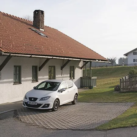Privatpension Bergschutz ゲストハウス 3*